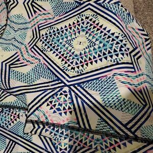 VSX - Aztec Leggings like new- will measure